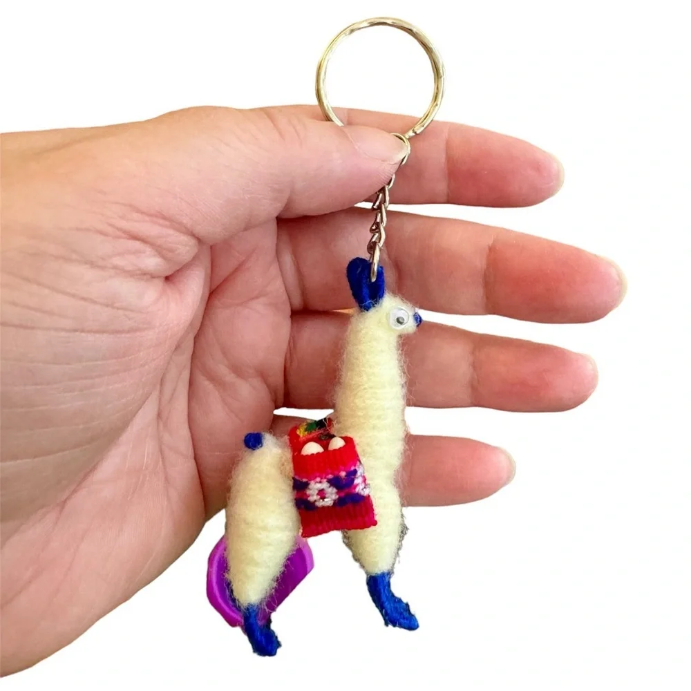 Peruvian Knit Llama Keychain, NWOT